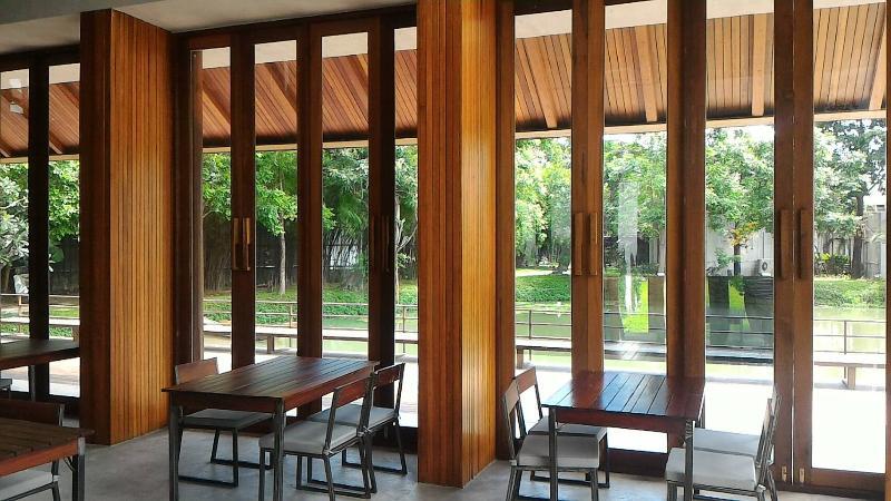 Into The Forest Resort Bangkok Exterior photo
